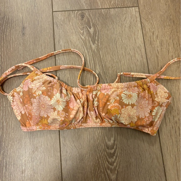 Bikini top bundle - Picture 2 of 12